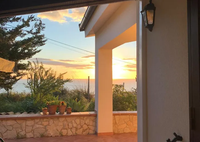Lovely House With Amazing Sea View